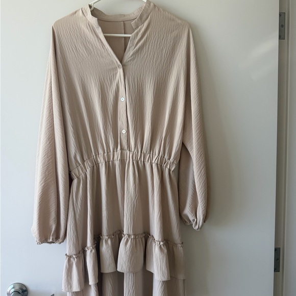 Elastic-Waist Cream Ruffle Tiered Mini Dress - Picture 3 of 4